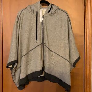 LULULEMON PONCHO